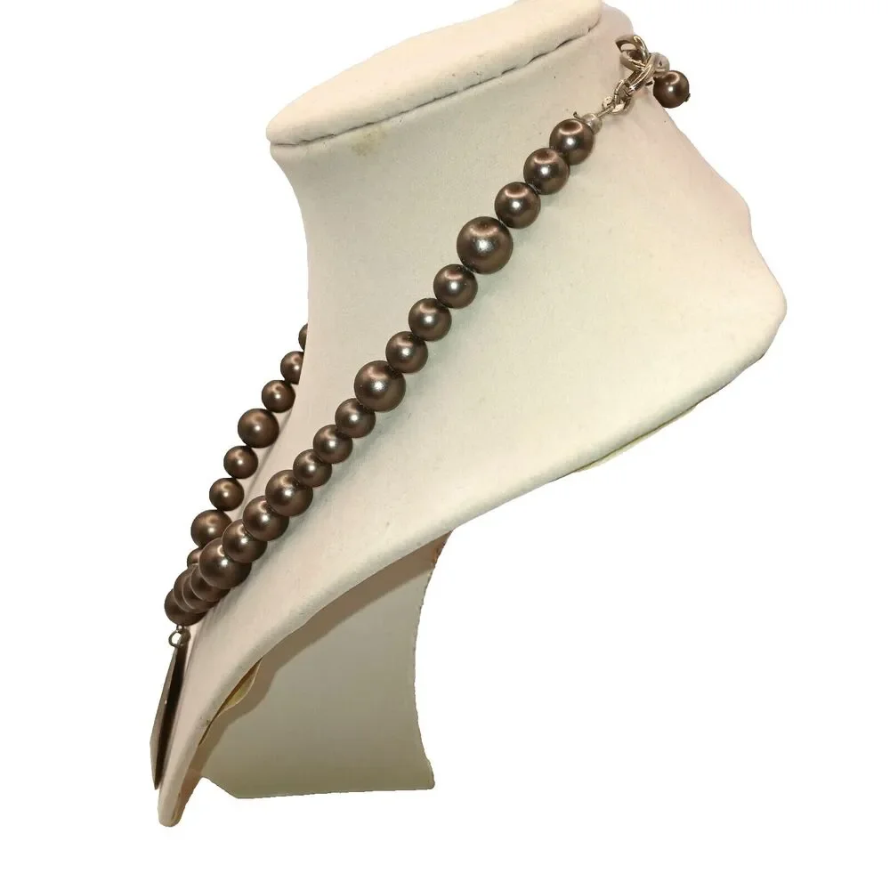 Emily Ray Bronze Tone Beaded Pendant Necklace Antique Gold Tone Signed 17 inches
